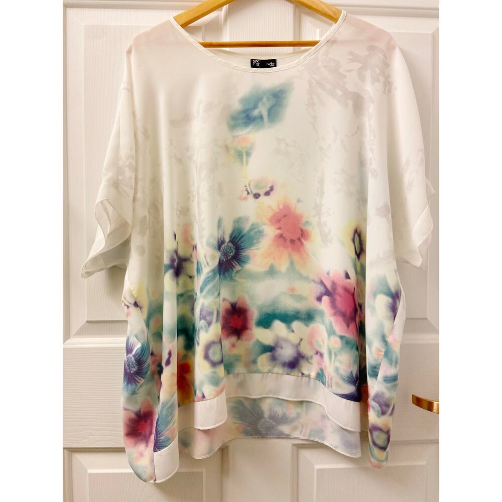 Boho Chic, Coastal Cowgirl, Beach Babe Scoop Neck Flowy Blouse
